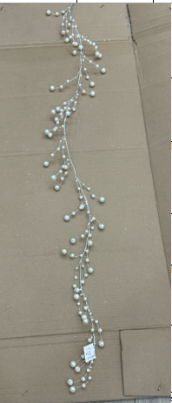 Christmas garland with pearl